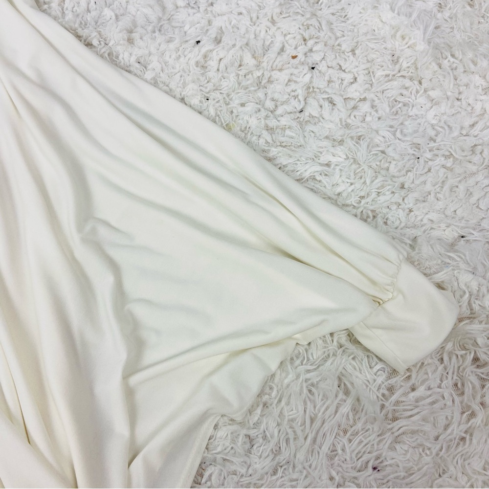 Body language One Shoulder flowy White mini Dress size medium - Picture 4 of 10